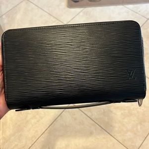 Black large wallet/ clutch